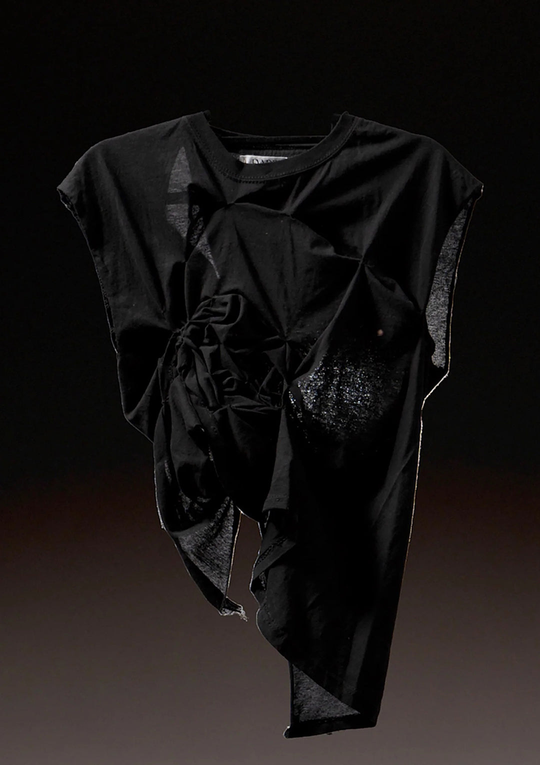 ASYMMETRICAL BLACK T-SHIRT