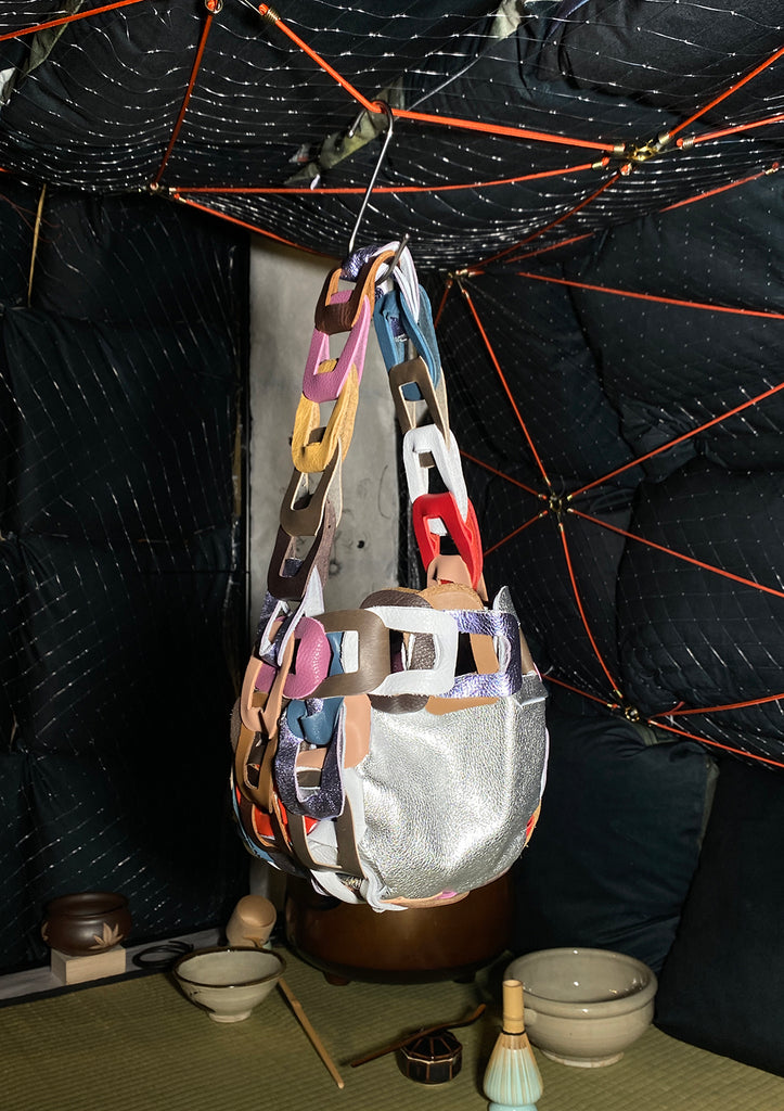 【melon】アクネステュディオズ　クリア メッセンジャーバッグ PVC Melon Bag ss24 (Bungee Exclusive) – Bungee Space by 3standardstoppage