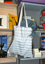 Bungee Tote - Spring