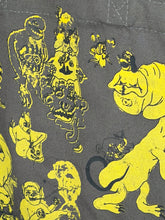 Bungee Tote - The Lord's Quarter, by Dylan Jones (2 colors)