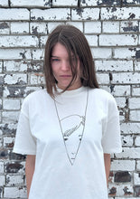 2025 Souvenir T-shirt - Betty Peeping Tom V Tee