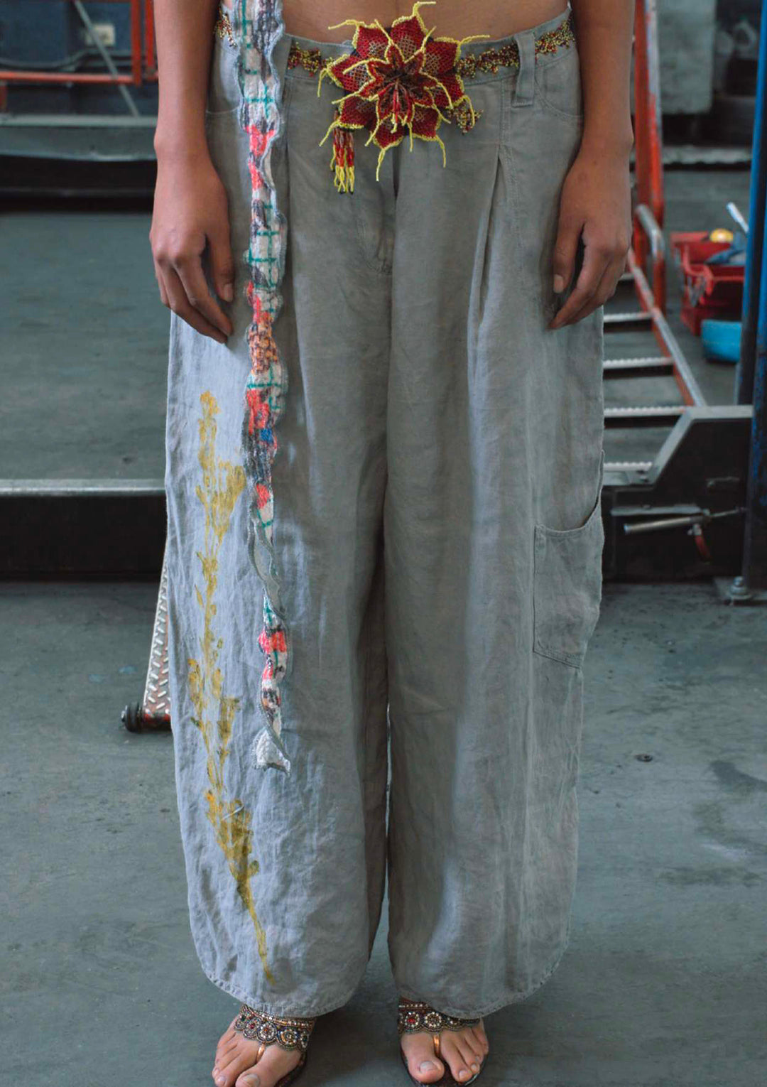 LLAMA FRUIT HEMP W/ PERICON FLOWER CARGO PANTS