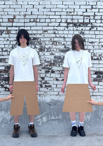2025 Souvenir T-shirt - Betty Peeping Tom V Tee