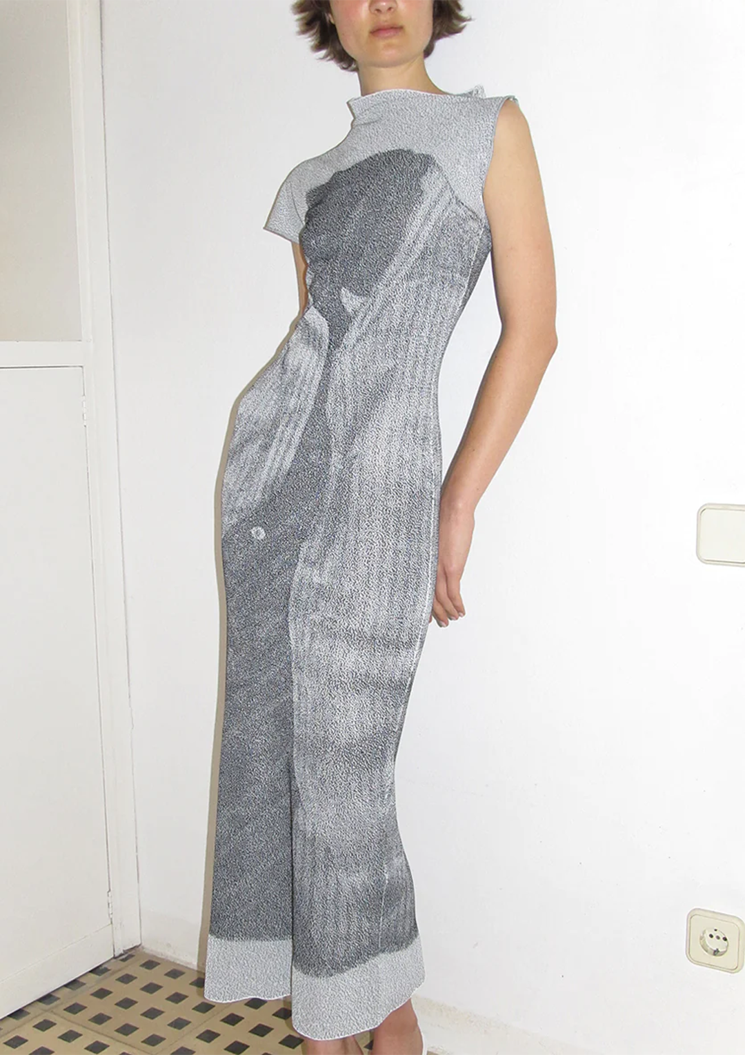 Tishasu DRESS